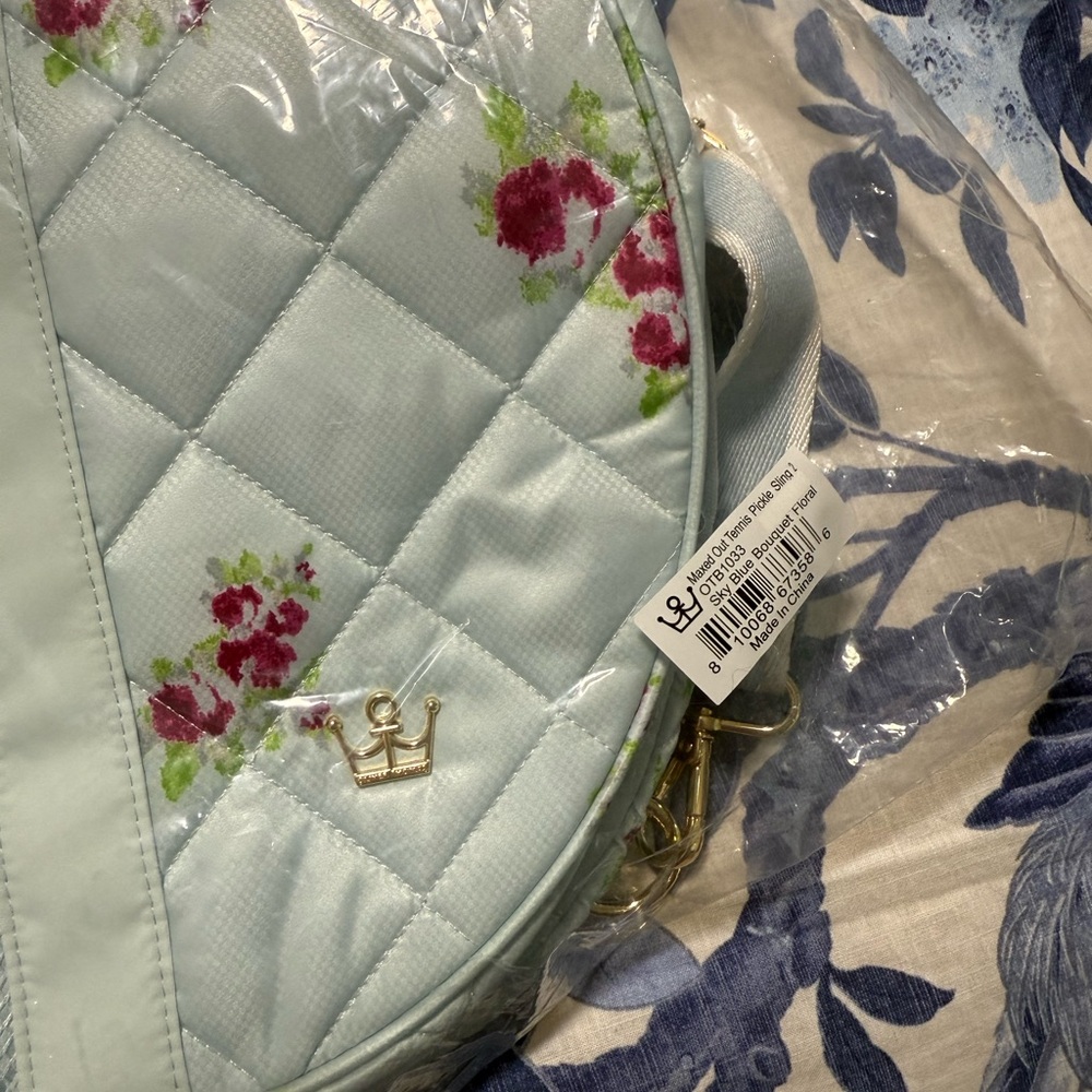 NWT Oliver Thomas Maxed Out Tennis Pickle 2 Sling Sky Blue Bouquet Floral - Picture 3 of 5